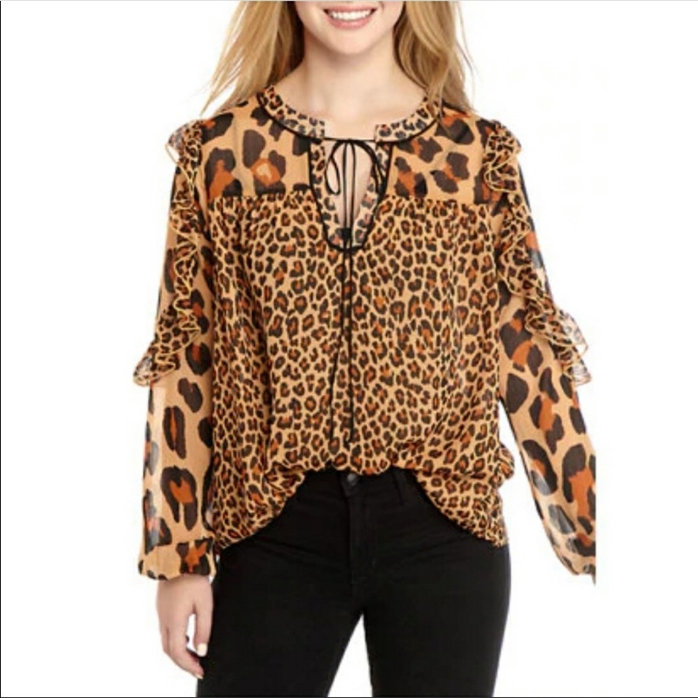 NWT Wonderful ruffle sleeve leopard print top
